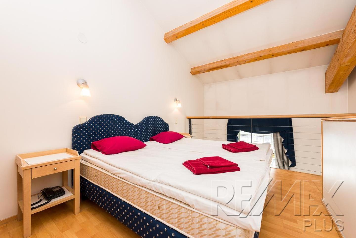 Loft Near Old Town *